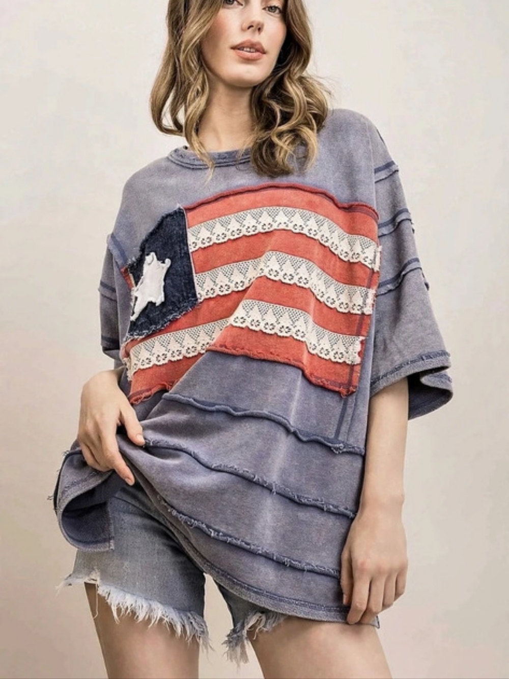 BLUE VELVET Large American Flag Patch Tee Purple & Red